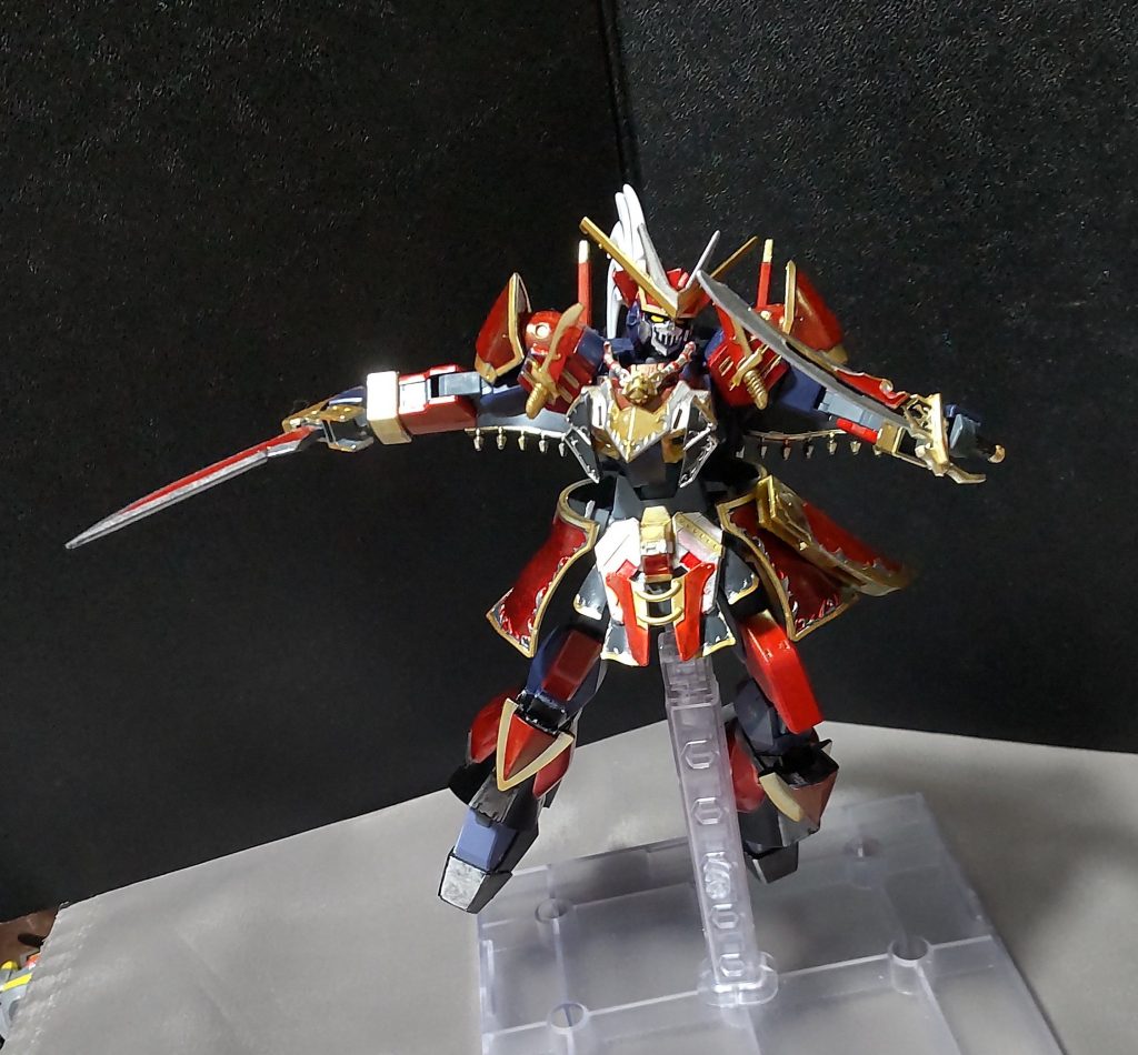 この2本を持っている状態の彼女は一切の隙を見せないので、接近戦に持ち込まれたらまず生き残れないだろう。