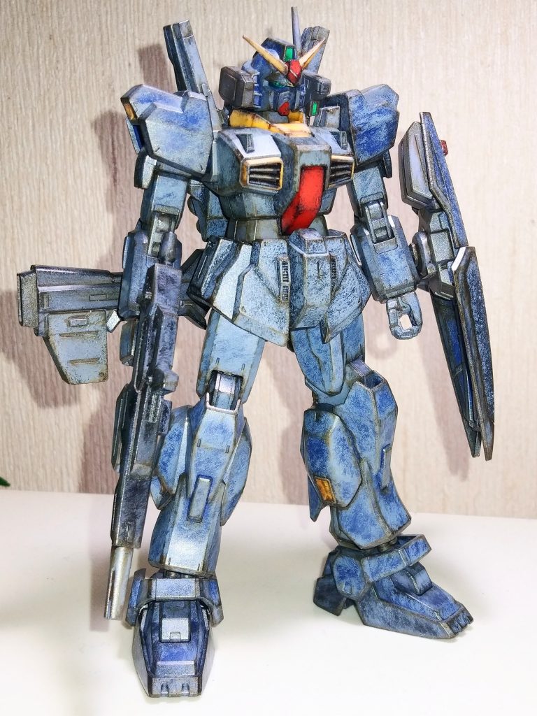 基本アングルの逆パターン。武装はドライブラシでの全塗装。