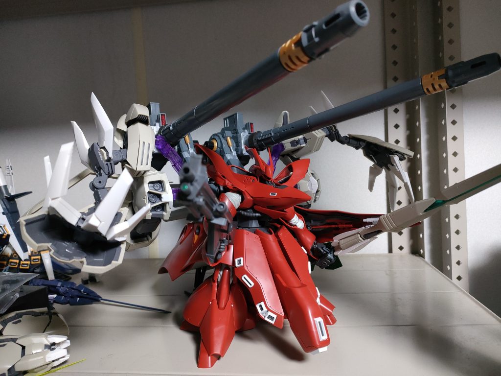 ガネーシャユニットを装着、格闘戦にも対応できます。