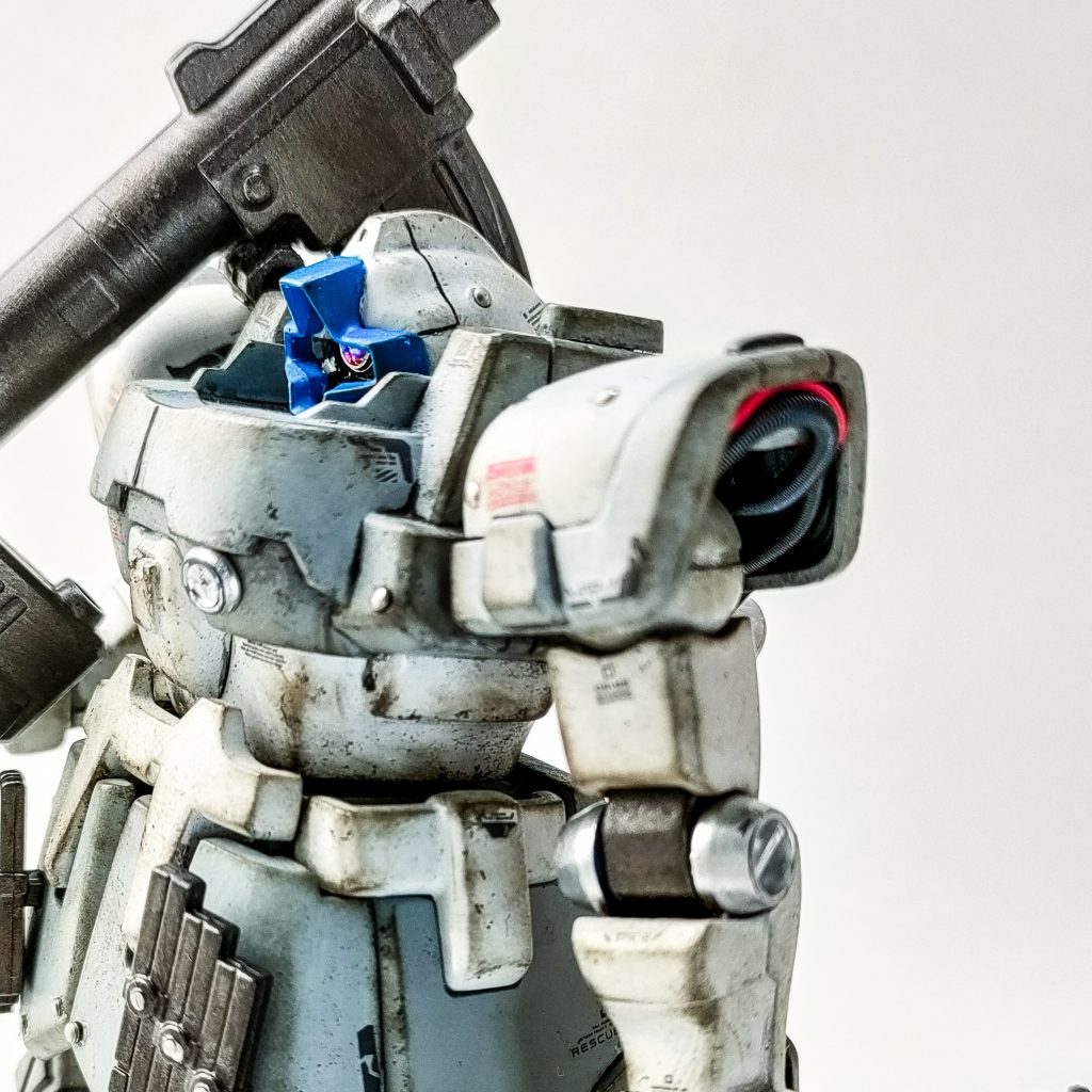 スプリングとワイヤーをチラ見せ。