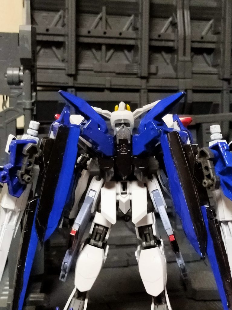 後ろ姿2(製作途中+バエル初登場)