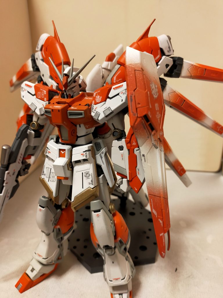 Hi-νガンダム–2枚目/制作者：マッサン