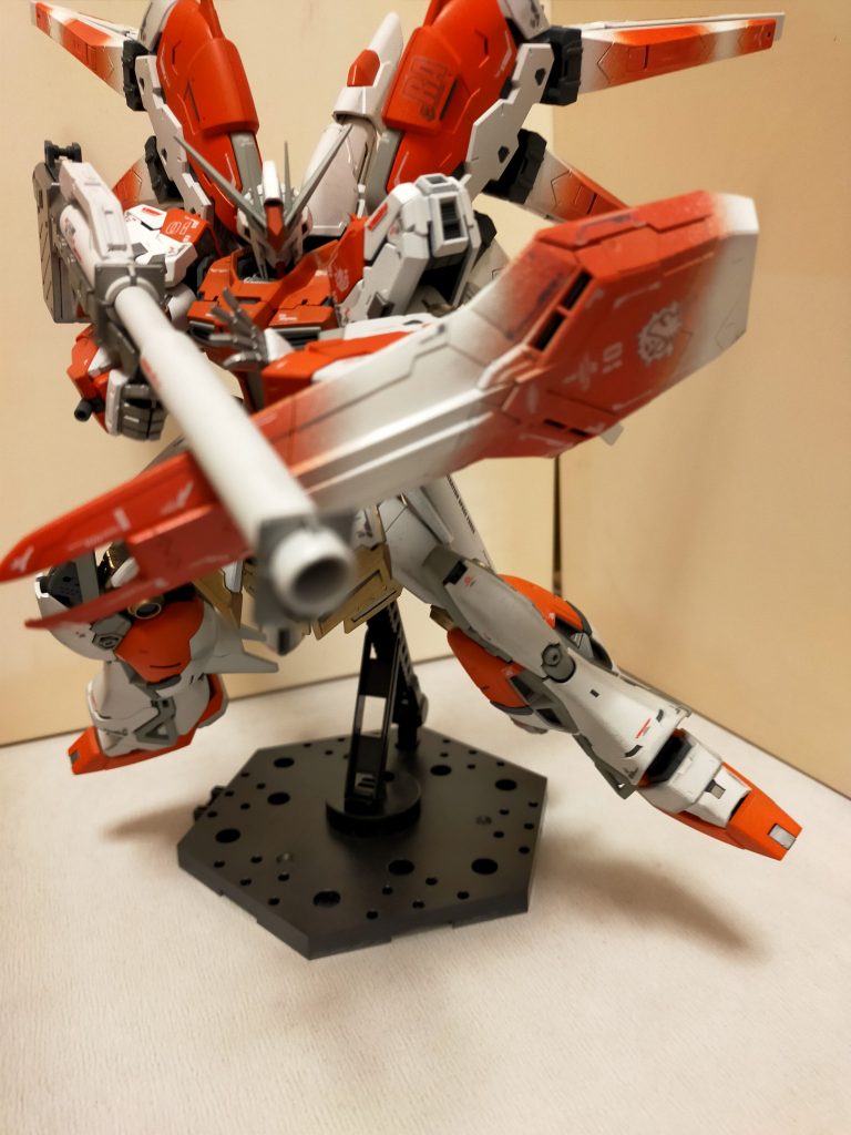 Hi-νガンダム–4枚目/制作者：マッサン