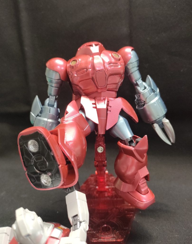 シャアキック！シャアはキック好き足裏は絵があったので、ノズルを前後に2つ付けました