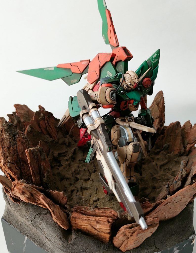 似たような画像ばかりは申し訳ないので逆方向から一枚。左側を眺める想定で作製したため、右半身の画像は少なめです。