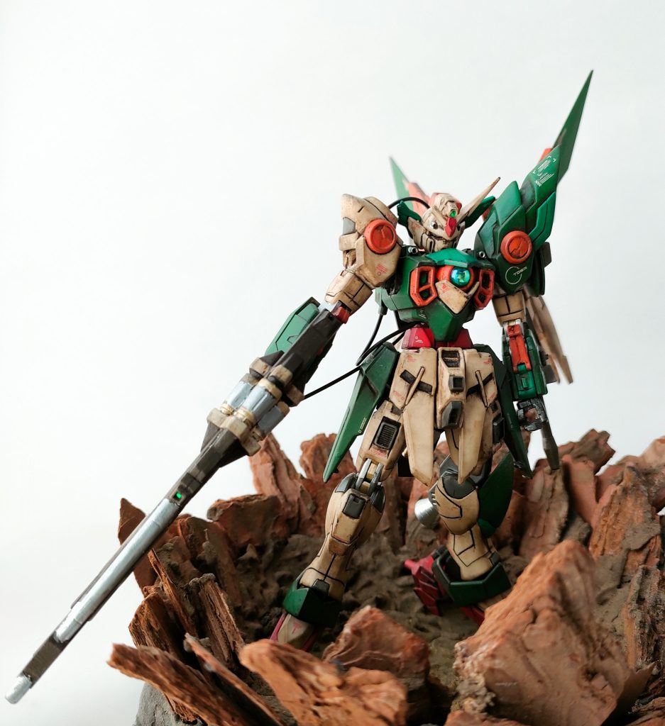 ka的なシュッとした立ち姿が好みです。リペアした結果のアシンメトリーなデザインなのでウェザリングがよく似合うと思います。