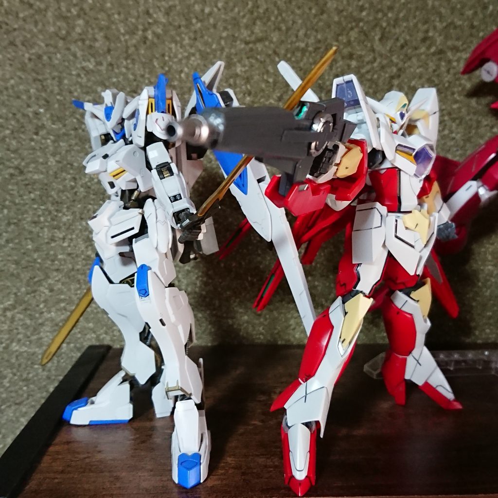 マキオンで覇権を争っていたバエルとのツーショットで終わりにします!