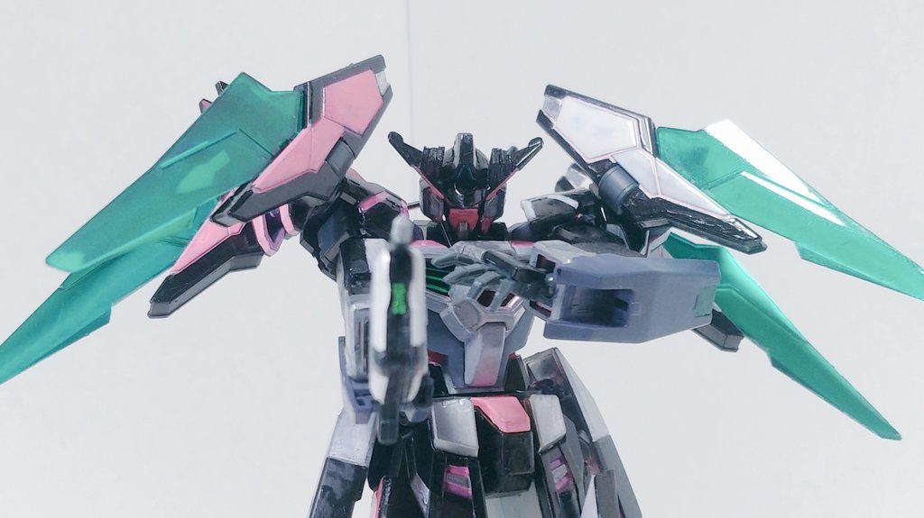 アカウント停止後も彼は別のアカウントを作り、ひっそりと某ヒーローになりきって(?)いる…是非いいねとコメントをお願いします