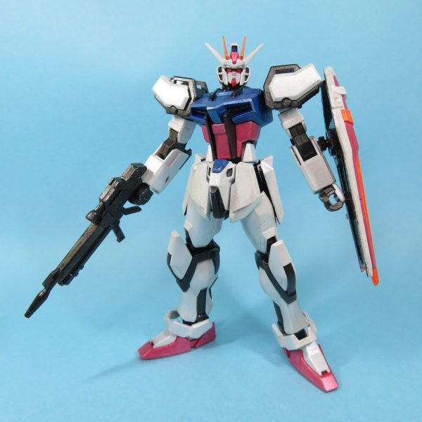 EG ストライクガンダム　チタニウムフィニッシュ風　メラミンスポンジ塗装