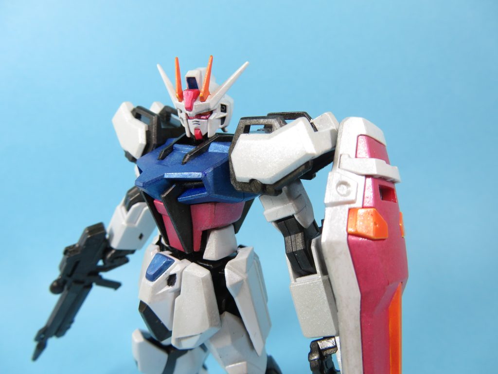 EG ストライクガンダム　チタニウムフィニッシュ風　メラミンスポンジ塗装–4枚目/制作者：Gタクヨ