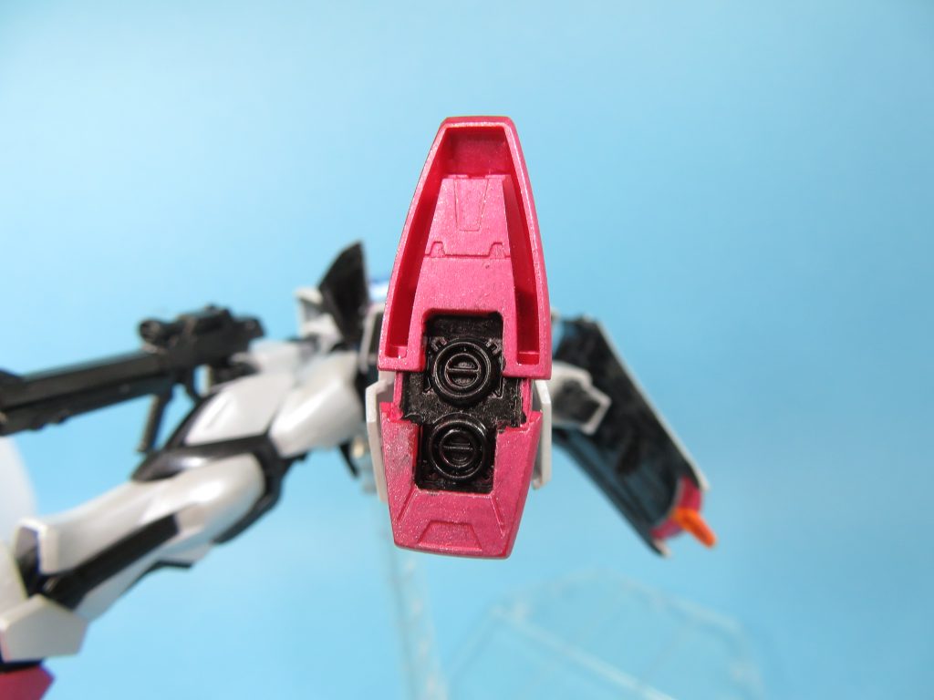 EG ストライクガンダム　チタニウムフィニッシュ風　メラミンスポンジ塗装–8枚目/制作者：Gタクヨ