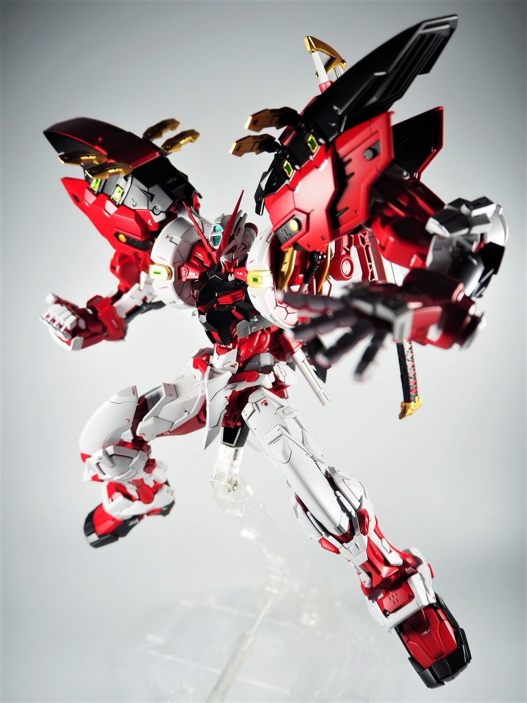 ハイレゾ特有の過剰なまでに広い可動域も合わせて大きくポージングが取れるのがgood足回りに金属パーツを採用していることもありトップヘビーなデザインでありながら、非常に重心バランスがいいです