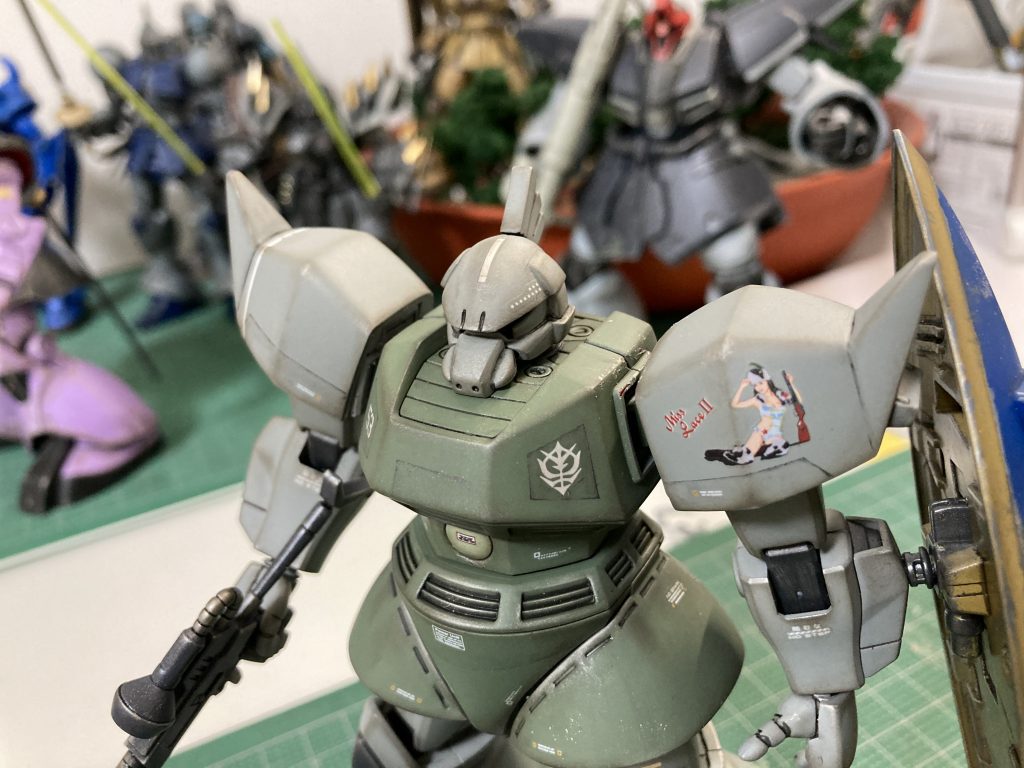 ノーズアートならぬショルダーアート... 