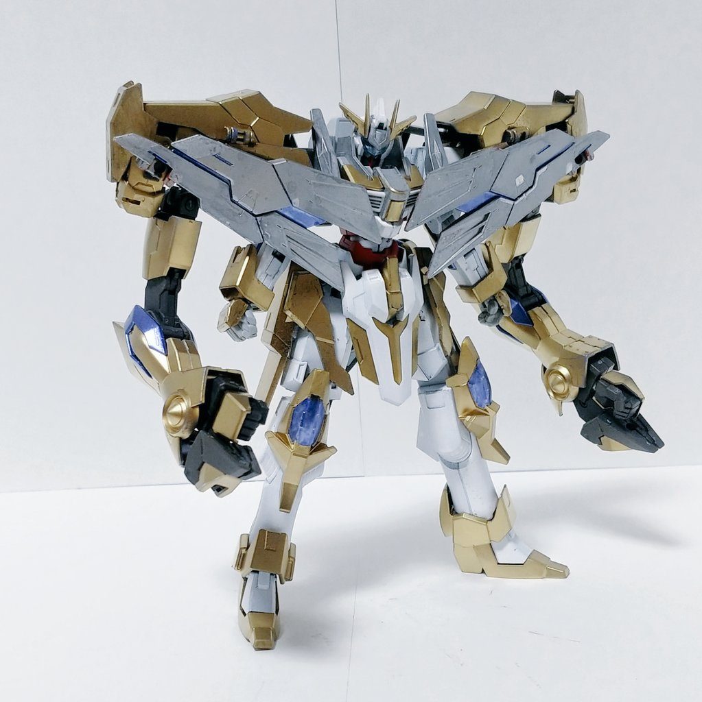 ガンダム・テンプルムエクイター–3枚目/制作者：火鉢