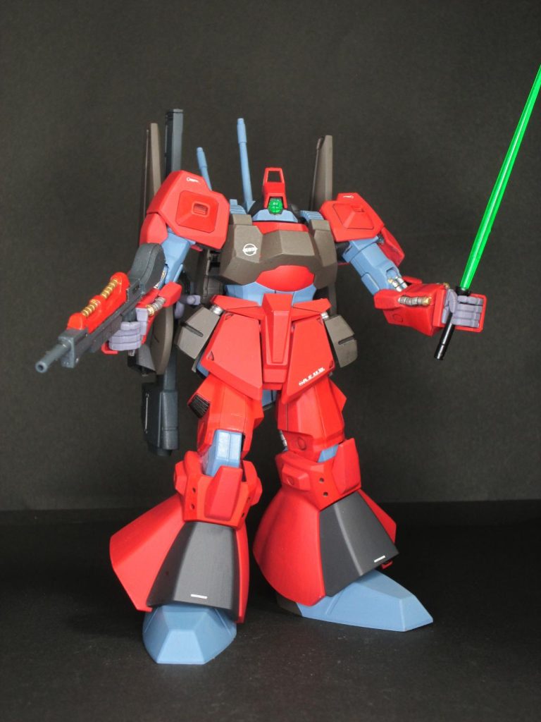 古HGUC百式のライフルがあったので持たせてみました。