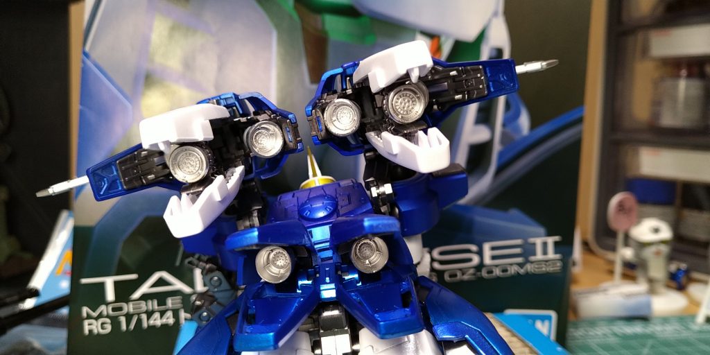 バーニア展開　W系RGという事もあり中に何か仕込むのは断念