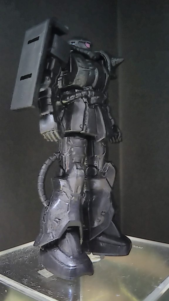 [真っ黒でない黒]と[プラスチックの質感]を表現してみました😎