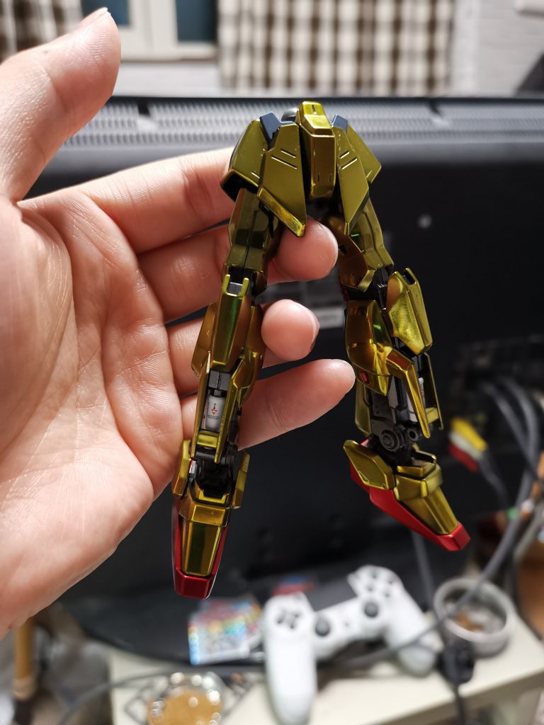 下半身が完成メッキ感がよく出ててお気に入りの一枚🥰