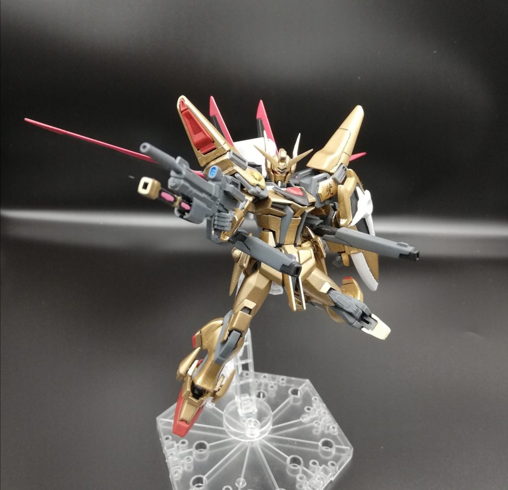 塗装がハゲそうであまりポーズは取れませんでした。