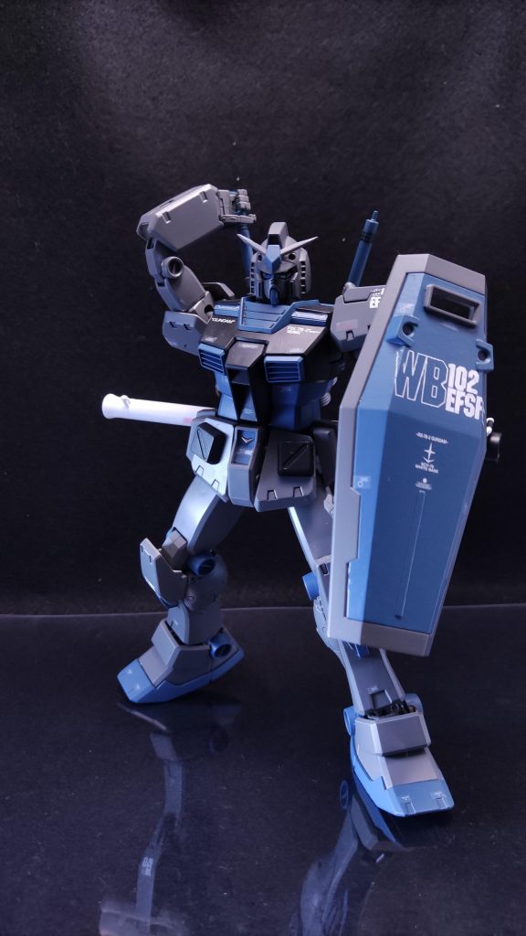 ドライデカールはじめてで、大きなミス。ミスったアンテナの色を落としてたら排水口に流れて…100均のピックで代用。エアブラシ塗り残しもあるけど、満足しました。