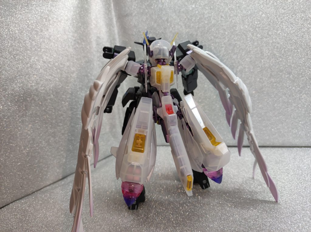 バックショットハルピュイアのコーンスラスターがメインスラスターとなる。ハルピュイアはツインドライブ搭載機ではあるが、単体時はリミッターをかけており二乗のツインドライブではなく、2倍のダブルドライブとして運用される。合体時はM82A1側の安定化機構を使うことでツインドライブとなる。合体後は粒子はM82A1側に供給されるが、M82A1側の大容量コンデンサを使えるため瞬間的なGNフィールドの出力は合体時のほうが強力になる。