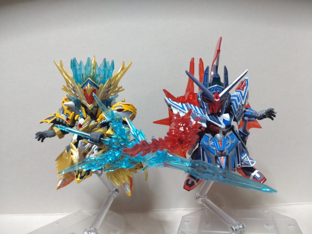 同時発売のアーサーと。