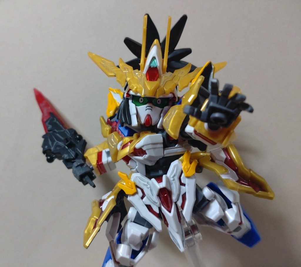 劉備これまでは平手はSDCSのものを加工して使ってたけど、やっぱりサイズ感は本家のものがぴったりっスね。まぁ、SDCSのもすこし大ぶりでハッタリが効いた感じがあって個人的にはよかったけど