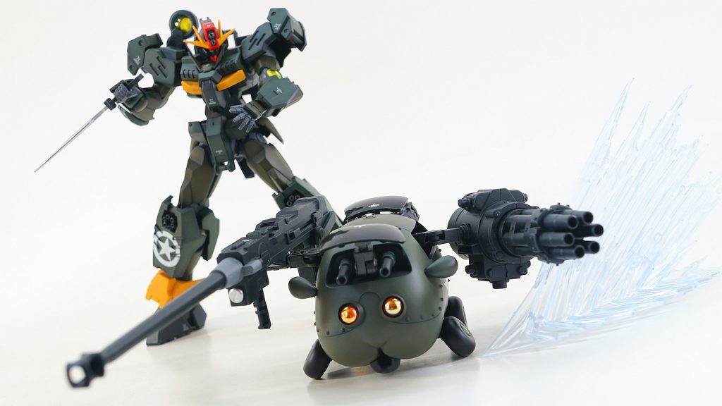 また、コイツのサポートメカにするためにモルカーのプラモを作ってありました。