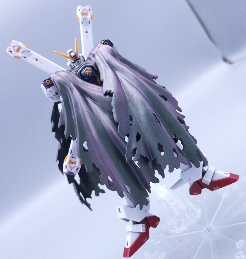 《A.B.C.マント》偏光カラーで塗装してみました。見方によっては紫や緑、灰色に見えます。最後はつや消しをふいてみました。