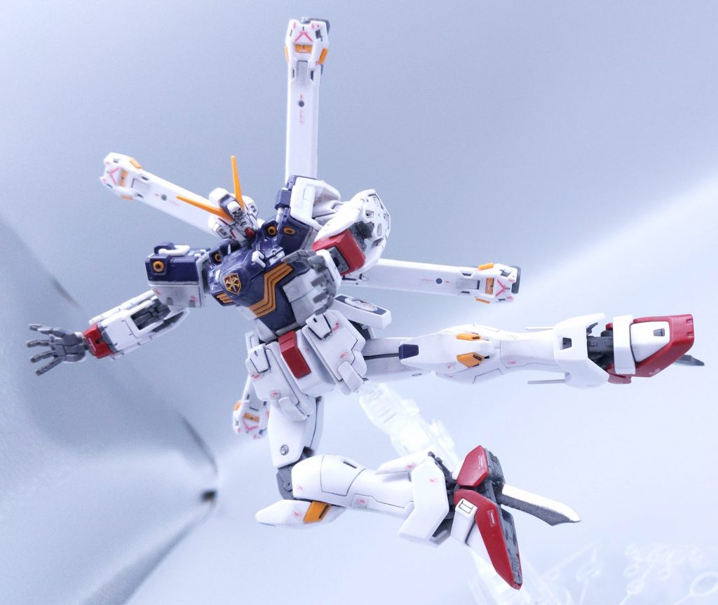 《ヒート・ダガー》化粧用スポンジで水性のガンメタルを塗り銀色はマッキーで塗りました。なんで手をパーにしたかは自分でも謎です。ぱぁ。