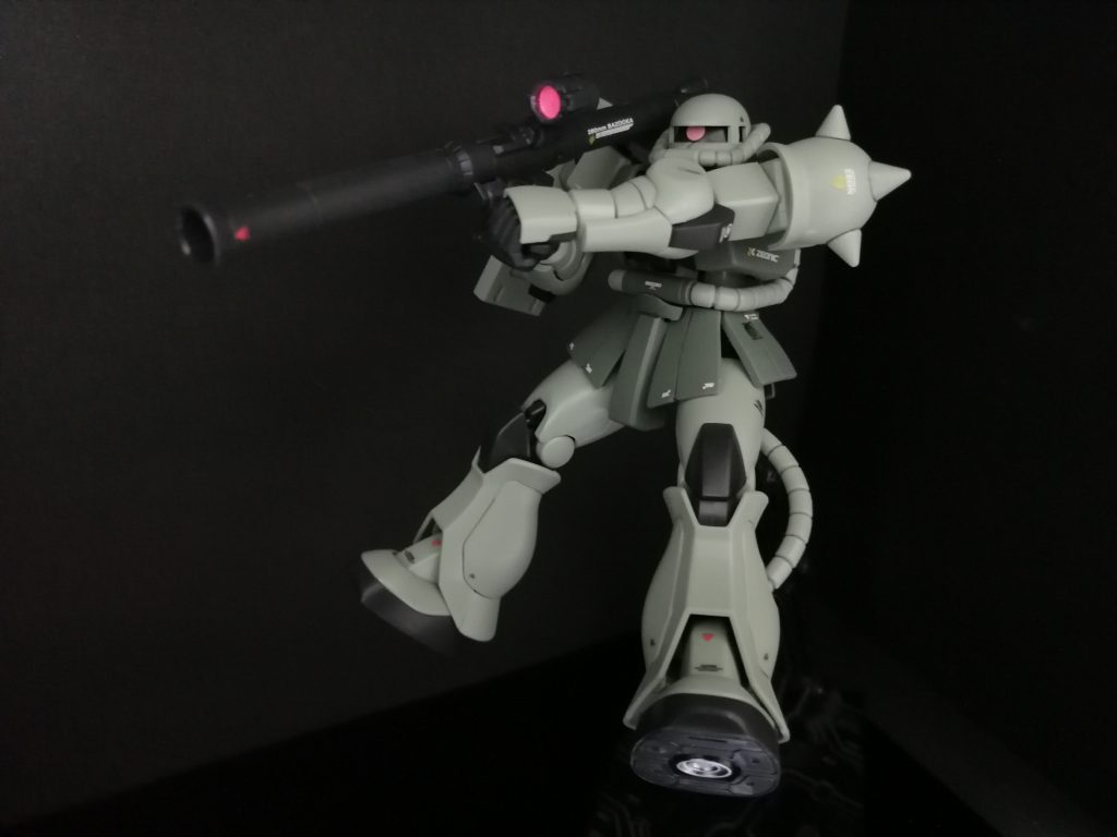 リバイブは可動がいいですね。いろんなアクションポーズがとれます。