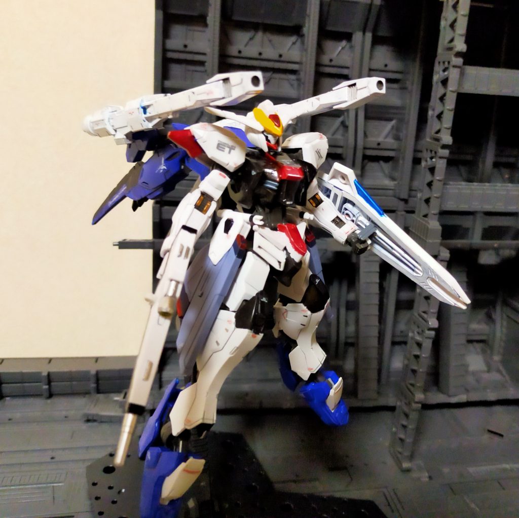 ダインスレイヴ砲M100 バラエーナ・プラズマ収束ビーム砲を模して無理矢理取り付けたのがこれ。これさえあればアリアンロッドに勝てたのに…。