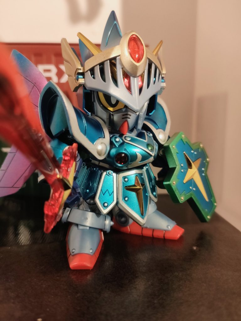 鎧のシルバー部分の塗装が大変だった💦マスキングなしで手プルプルさせながらやりました。