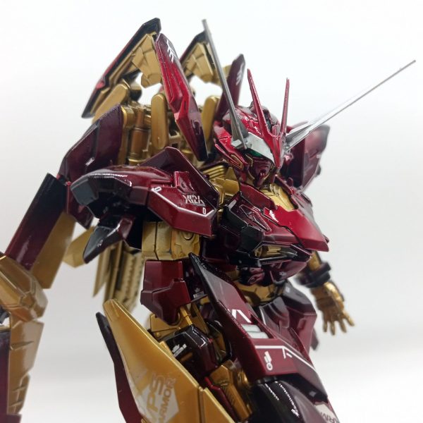 テスタメントガンダム　キャンディ塗装