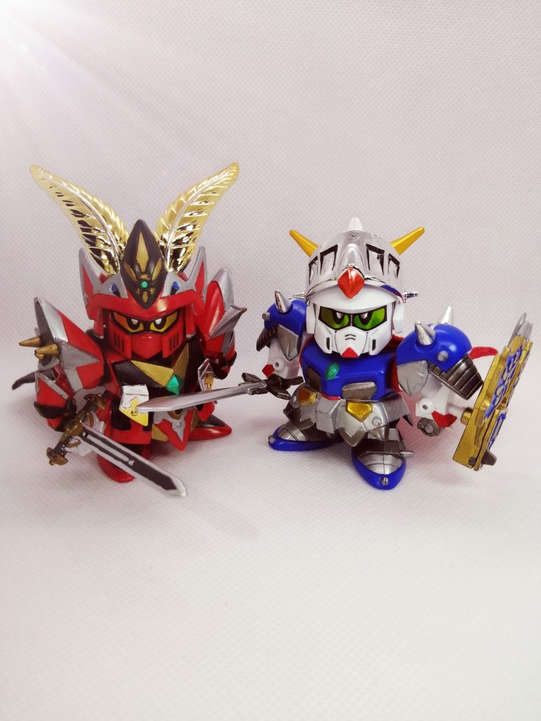 以前作った麗騎士と。SFC版円卓の騎士では、彼ら若手の騎士たちをたしなめる役どころが多かったですね。回復技も使いこなす、攻守ともにバランスの取れたキャラクターとして、終盤まで重宝した覚えがあります。