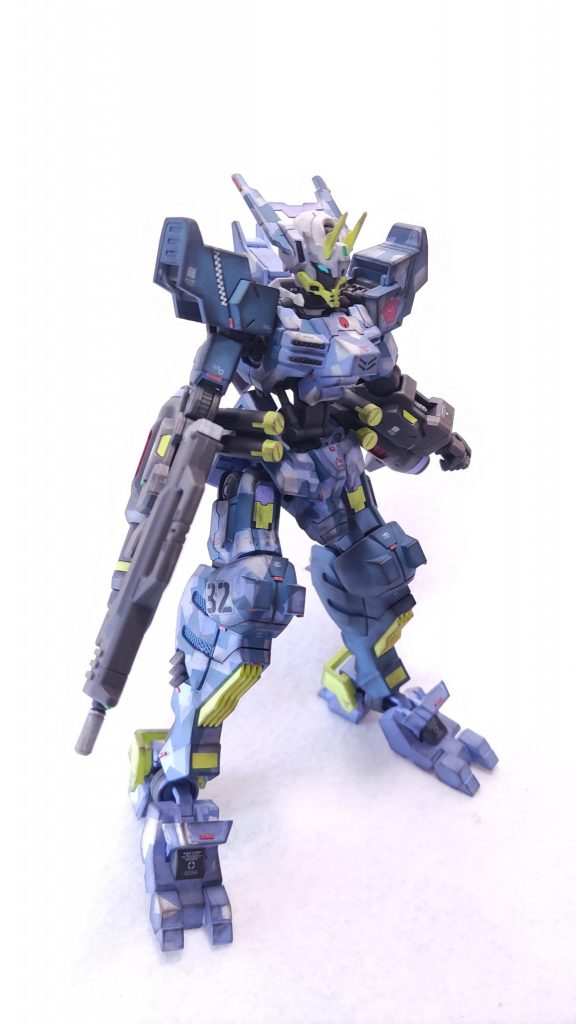 エアブラシで、スプリッター迷彩、レッドポイント、デカール、ウェザリング。今できそうなやつ全部のせ。