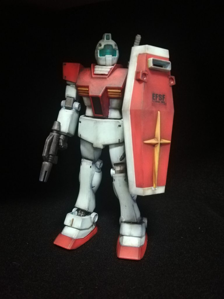 とりあえずガンプラマーカーとウェザリングマスターの、成形色仕上げです|*・ω・)ノ