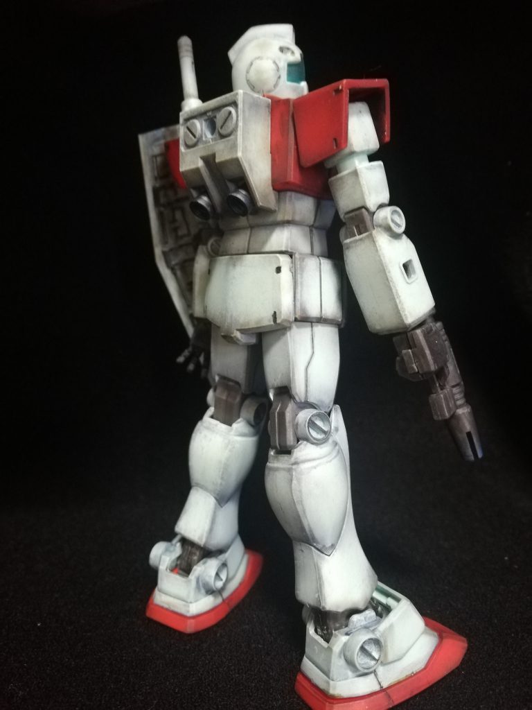 ガンプラ始めて前回投稿したガンキャノンが10、9作目の最新作で、これが8作目…投稿順が逆になってるので、今後の投稿はだんだんレベルが落ちてきます…_(:3」/)_