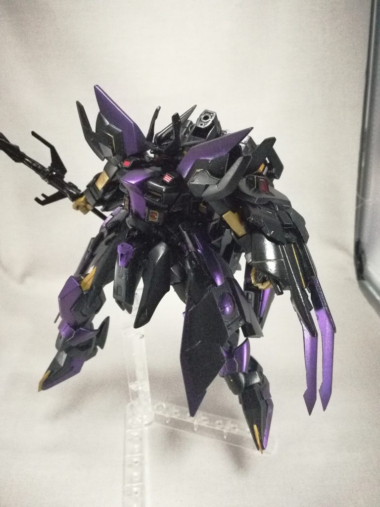 スネークハング、アームを収納すればこんなこんな感じ