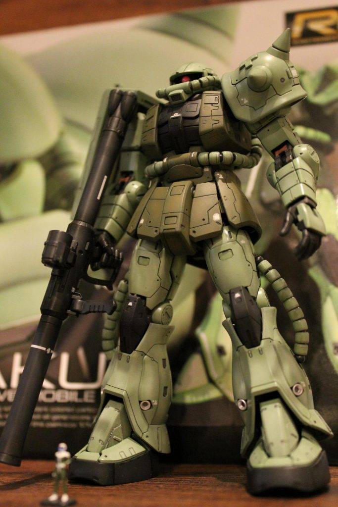 下から見上げて。