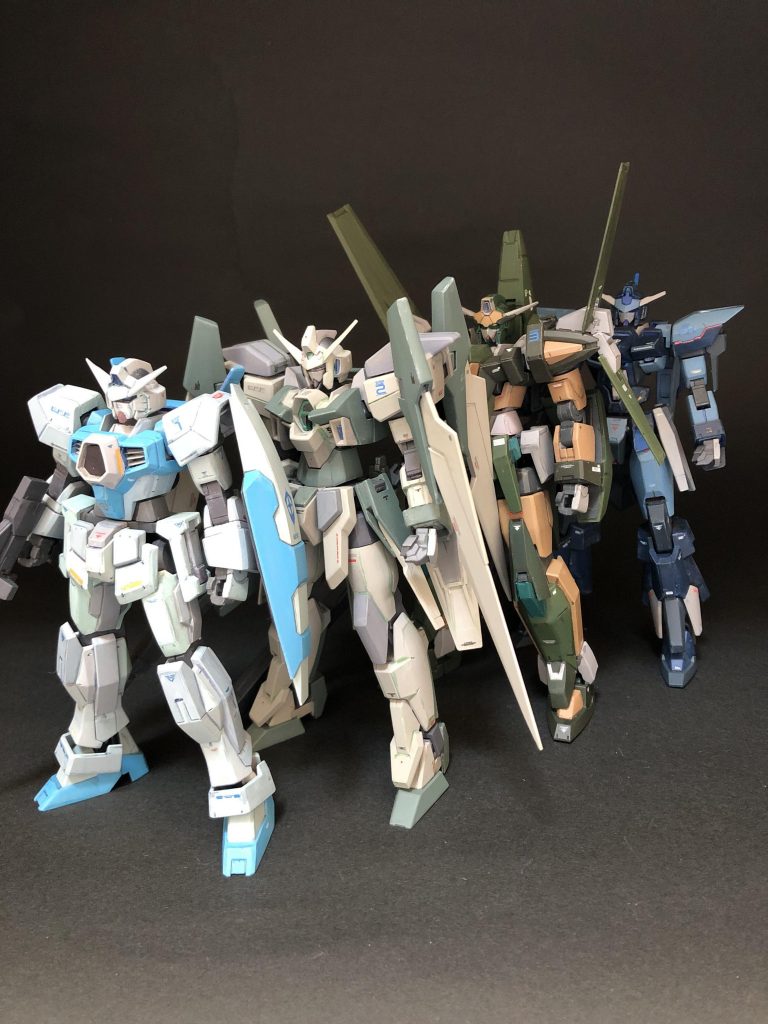 今回作ってみた４機のＡＧＥノーマルです。現用機のカラー、けっこういいかなと思います。