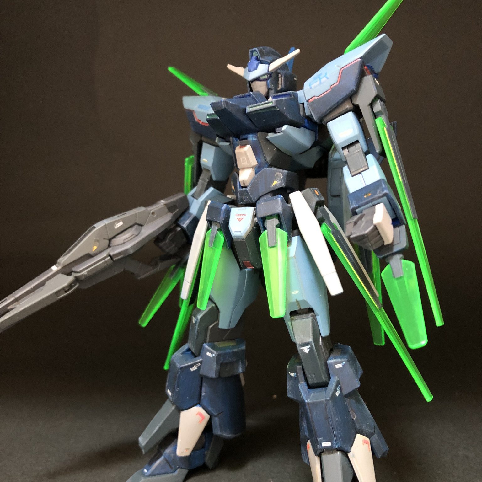 連休製作 ガンダムＡＧＥ－ＦＸ ノーマル 航空自衛隊Ｆ－２迷彩カラー 