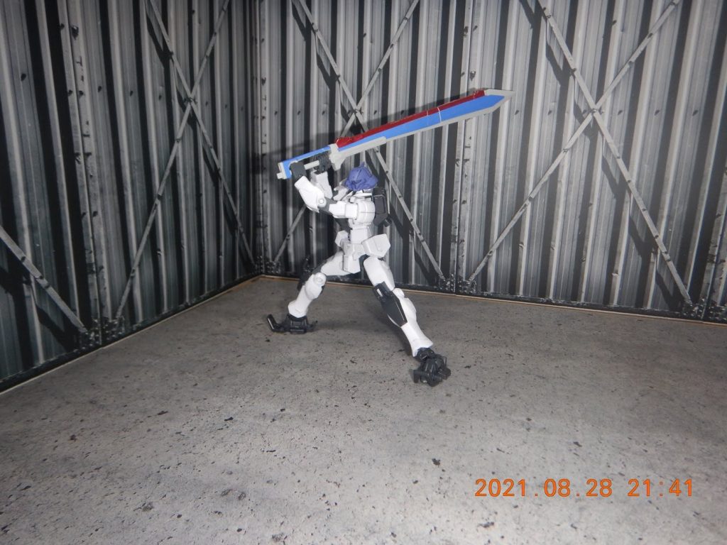 いろいろな武装を持たせてみた。近接武器編 