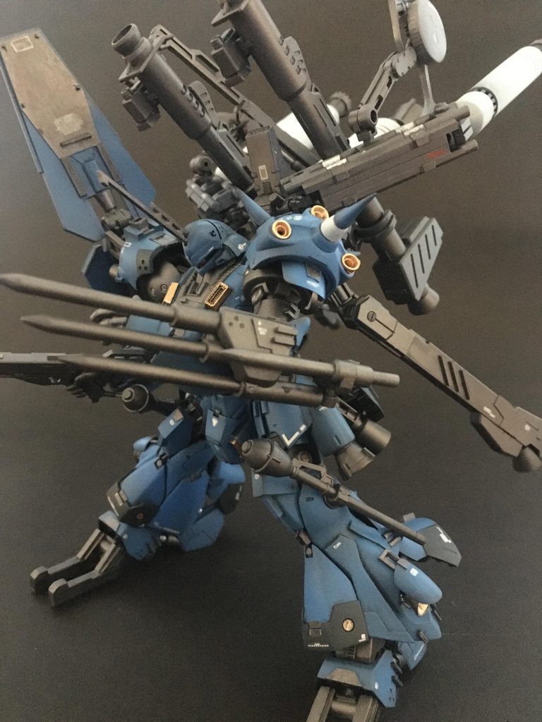 追加装備として、ランサーダートとシールド(マラサイ風)をスクラッチしました。