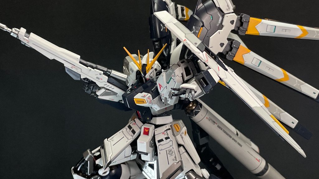 Hi-νガンダム(最終決戦仕様)–3枚目/制作者:Mikazuki0328