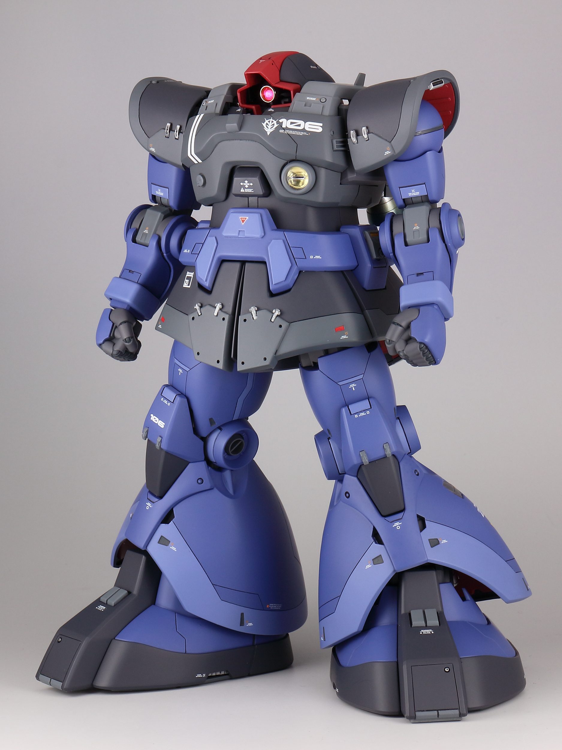 シルバー/レッド ガンプラ完成品 MG リック・ドム(リニューアル版