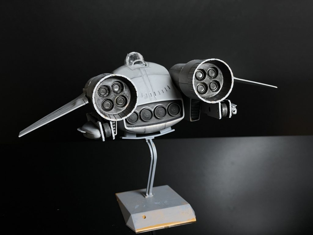 もともとのザクレロのエンジンを上下逆にしてみました.