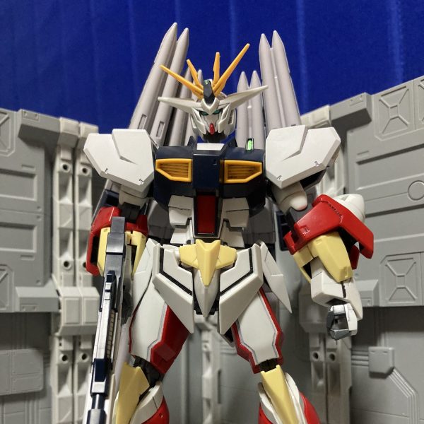 にせνガンダム（ニューリボーンズガンダム）