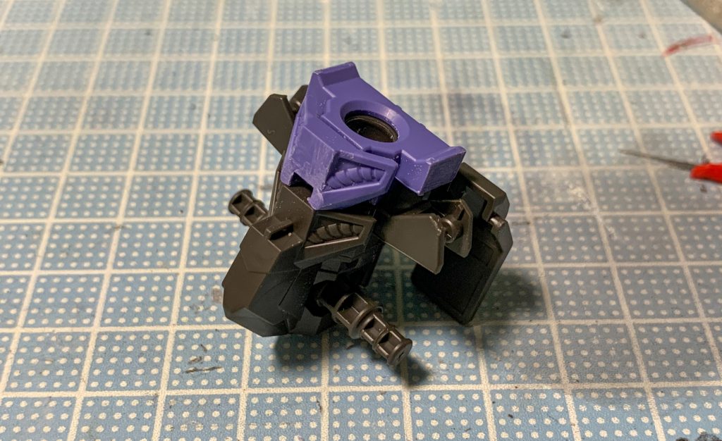 腰はキマリストルーパーの余りパーツで延長