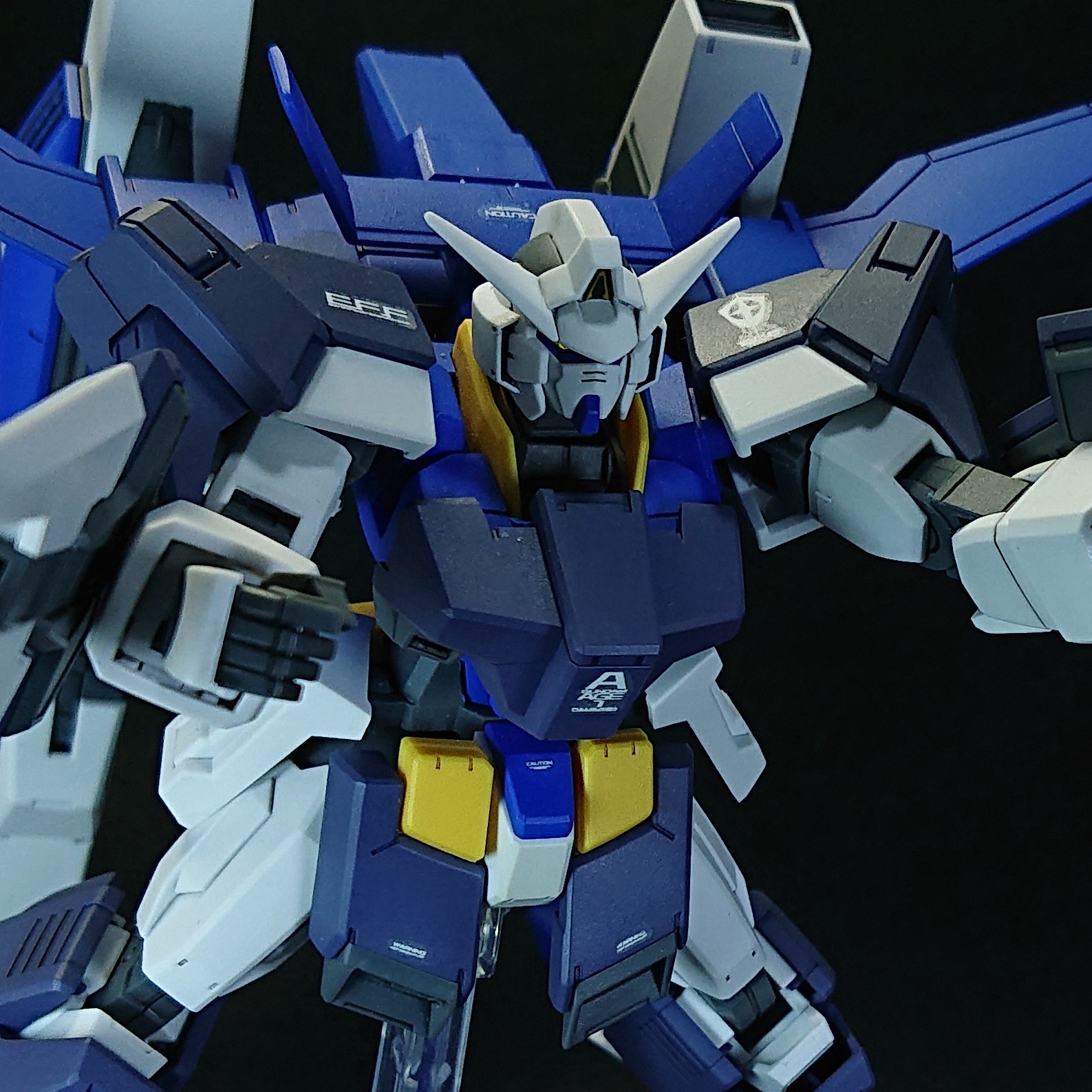 ガンダムage 1 2号機 フルグランサ よっしょろーさんのガンプラ作品 Gunsta ガンスタ